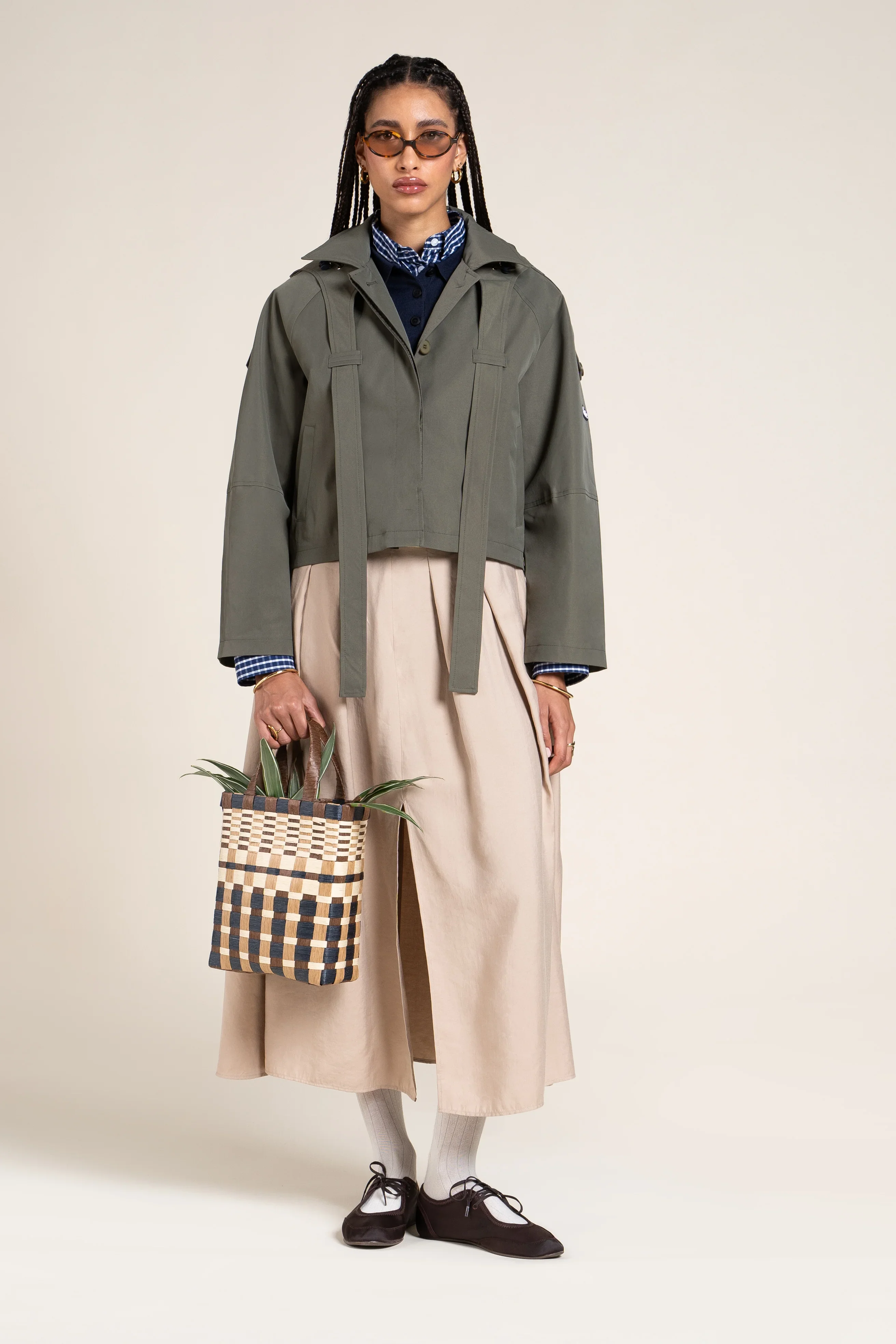 Tuileries - Trenchcoat Court - Image 2