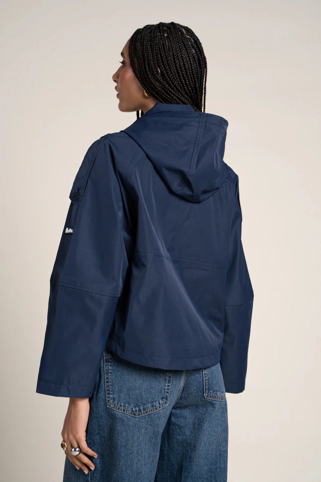 Tuileries - Trenchcoat Court - Image 22