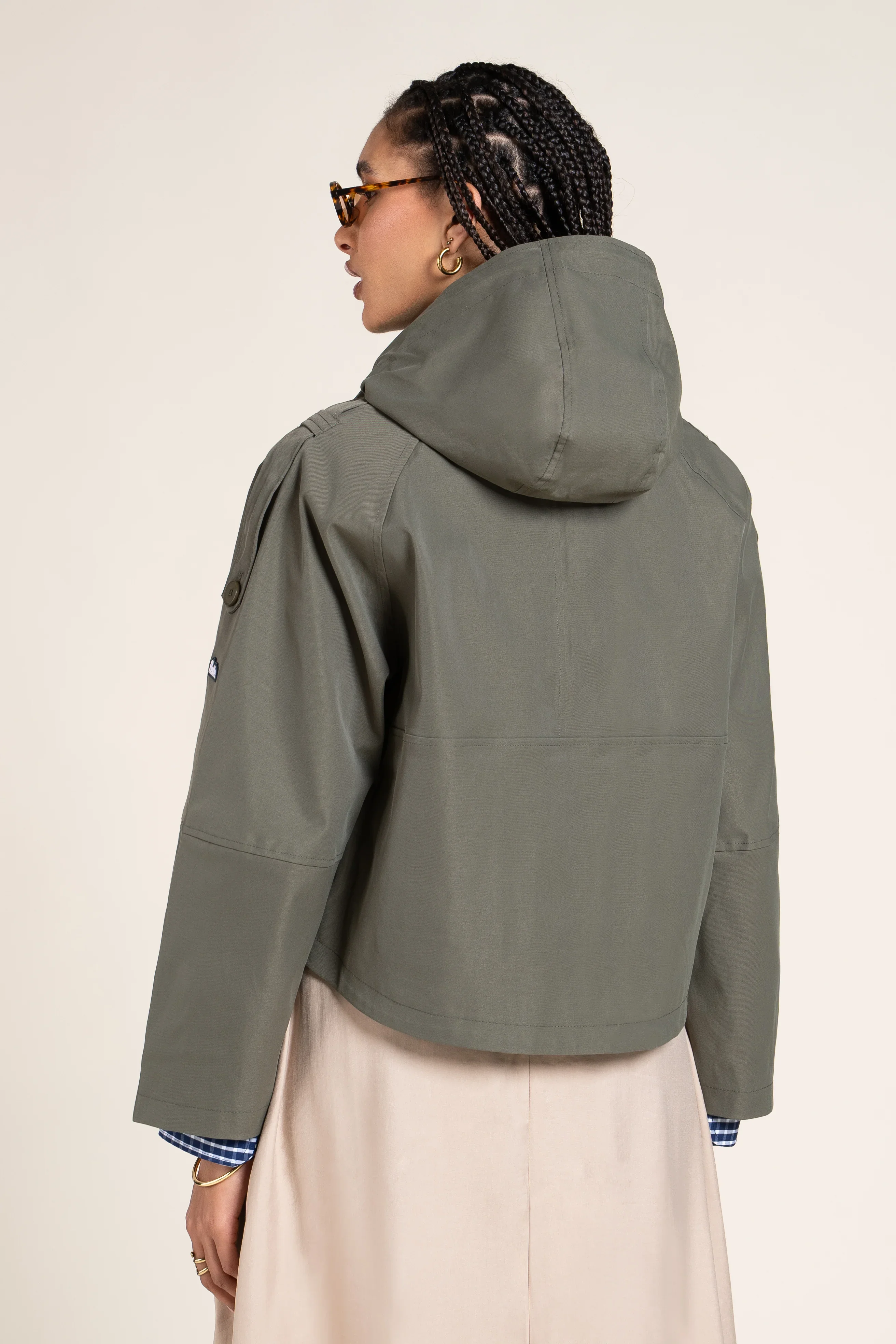 Tuileries - Trenchcoat Court - Image 26