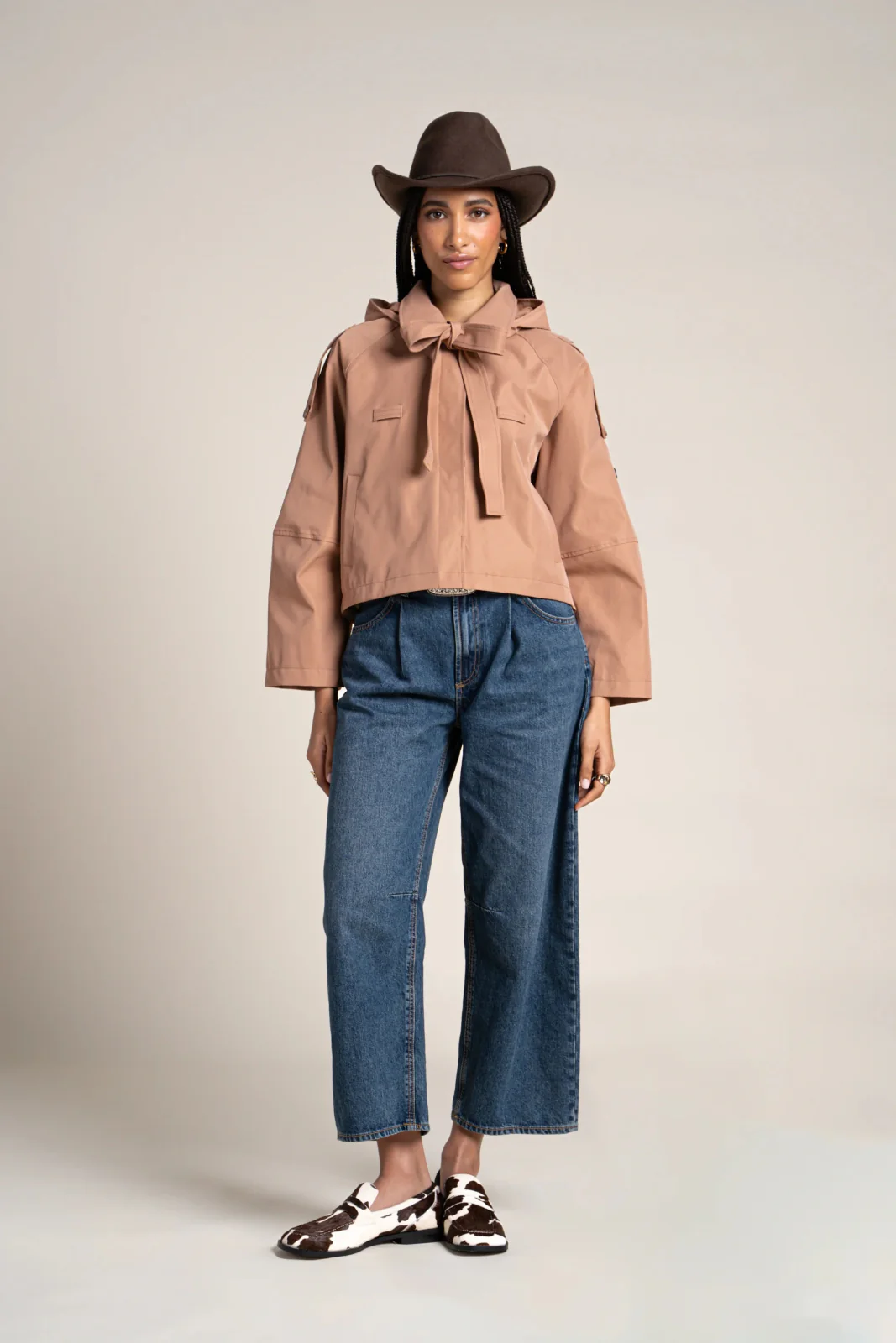Tuileries - Trenchcoat Court - Image 5