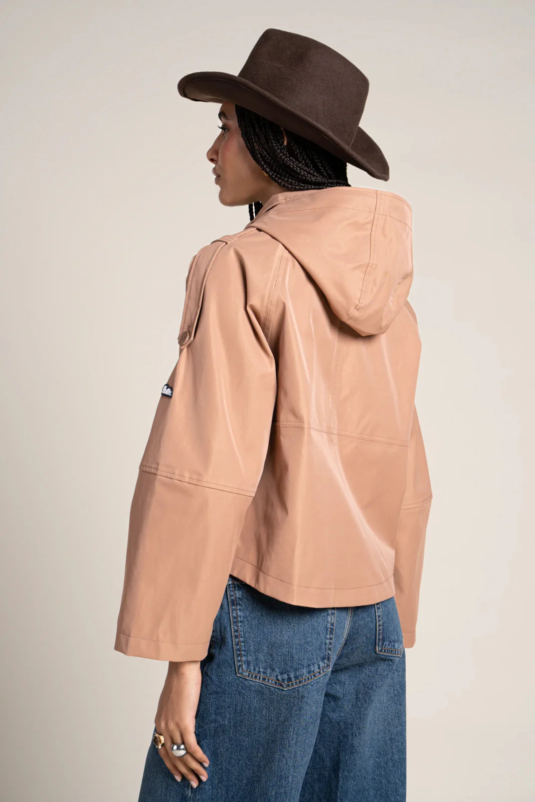 Tuileries - Trenchcoat Court - Image 6