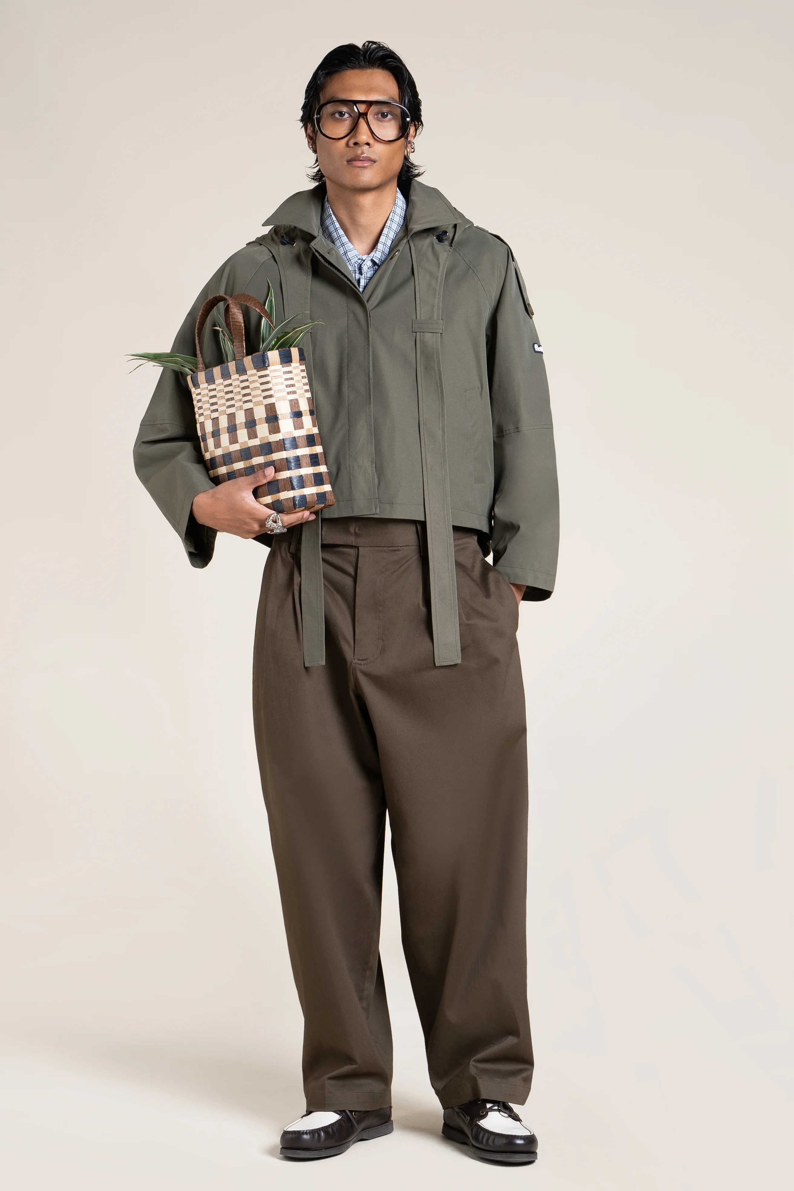 Tuileries - Trenchcoat Court - Image 2